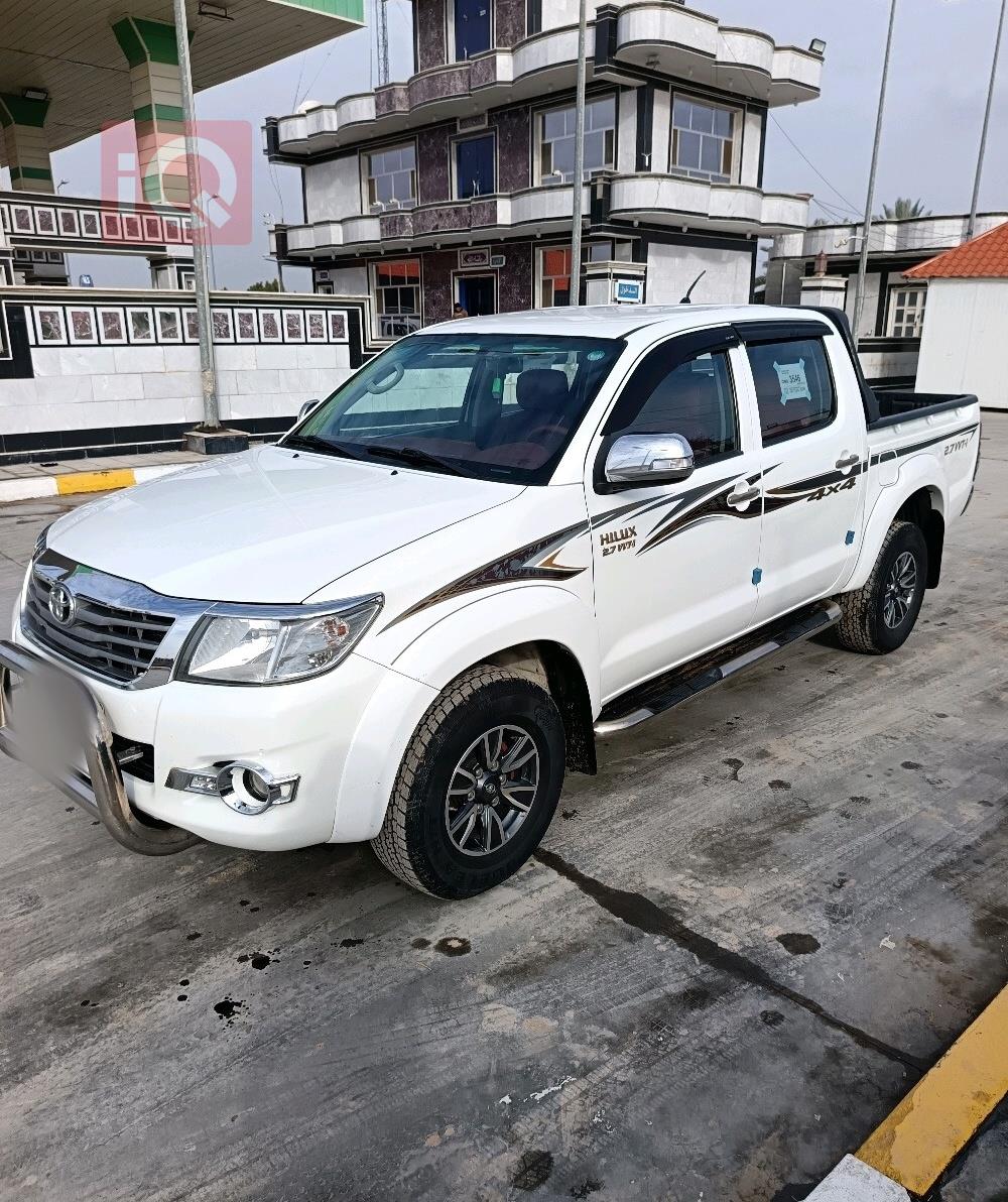 Toyota Hilux